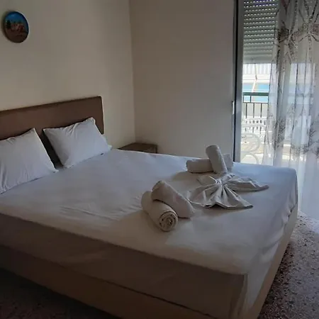Zoi Apartments Paralia Dionysiou Exterior photo